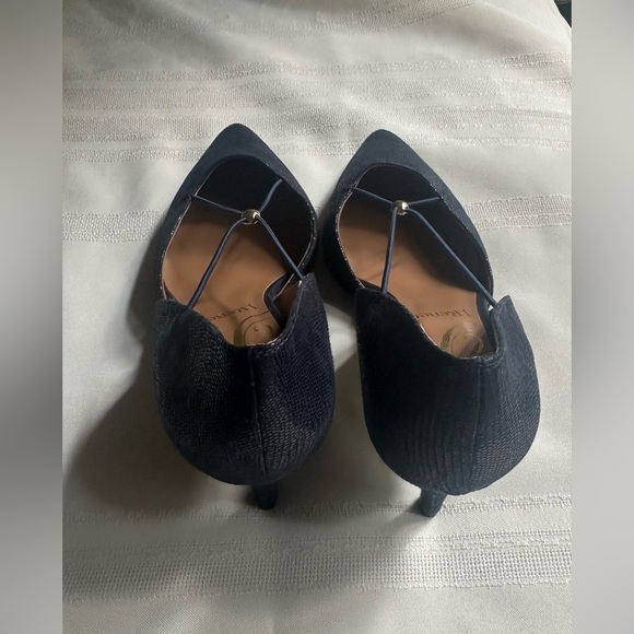 J.Renee Elegant Dark Blue Pointed Heels - Picture 5 of 10